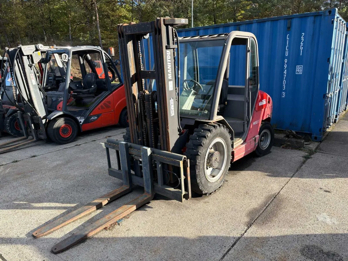 1999 Manitou BF MSI 30 D Geländestapler