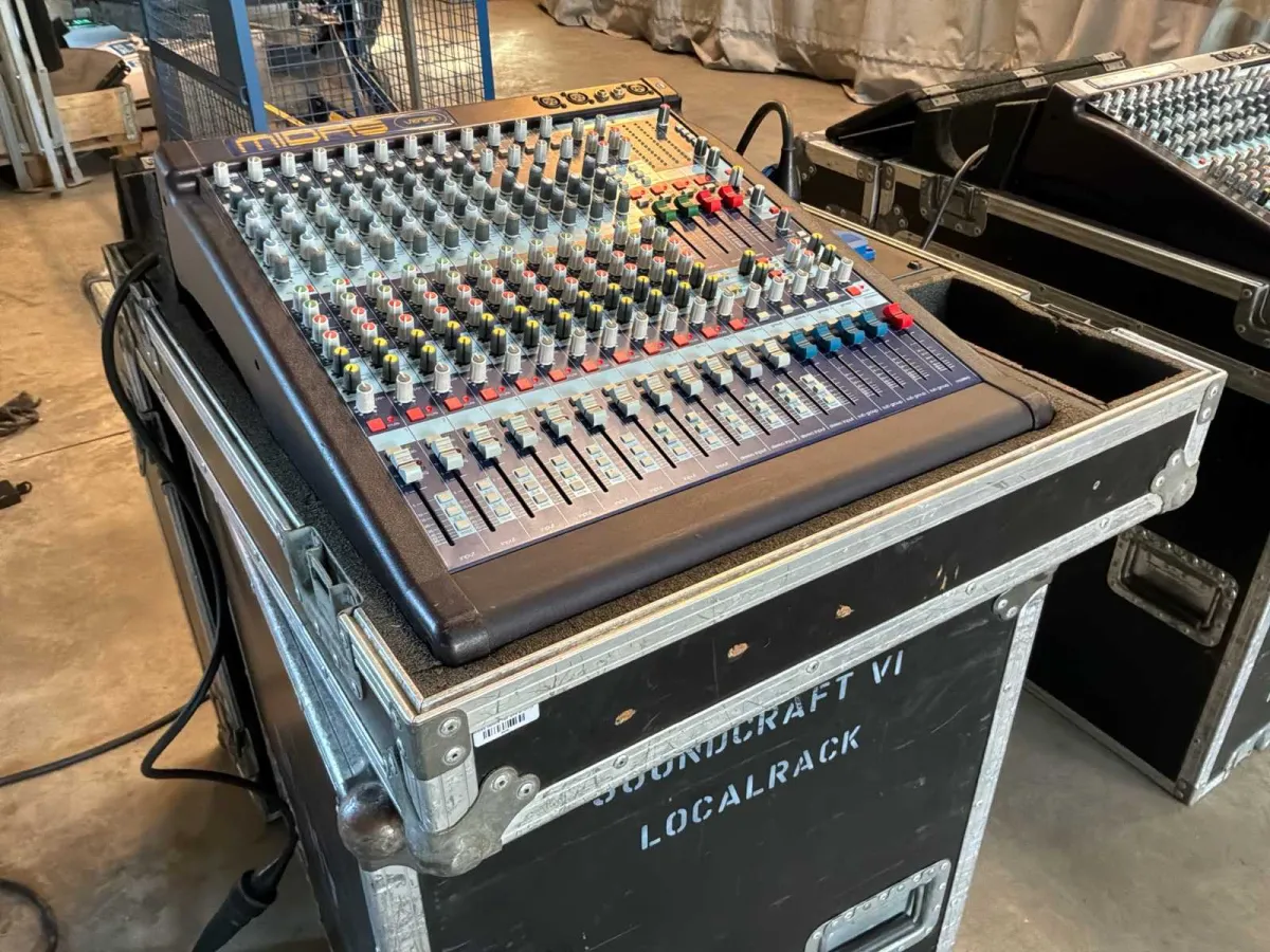Mixer analogico Midas Venice 160