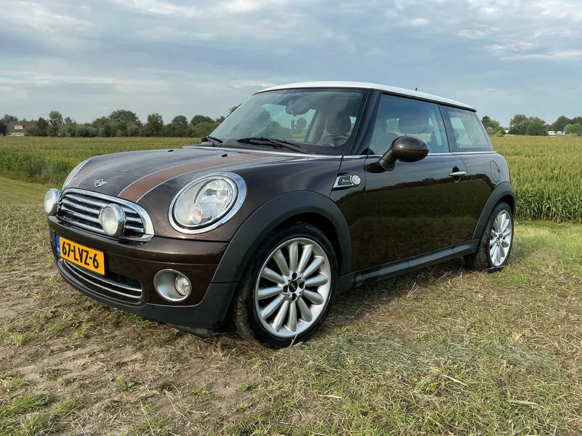 2010er Mini 3-Türer 1,6 Cooper Mayfair Personenwagen