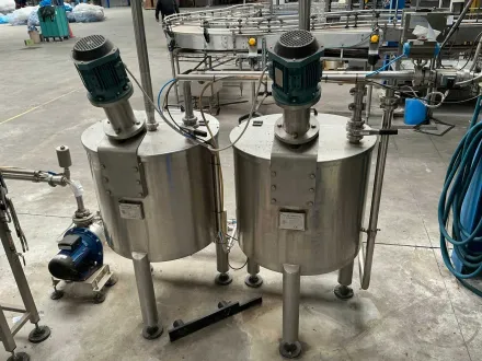 2005 Fluidtechnik Vertikaler Edelstahl-Mischtank 200L (2x) – RESALE