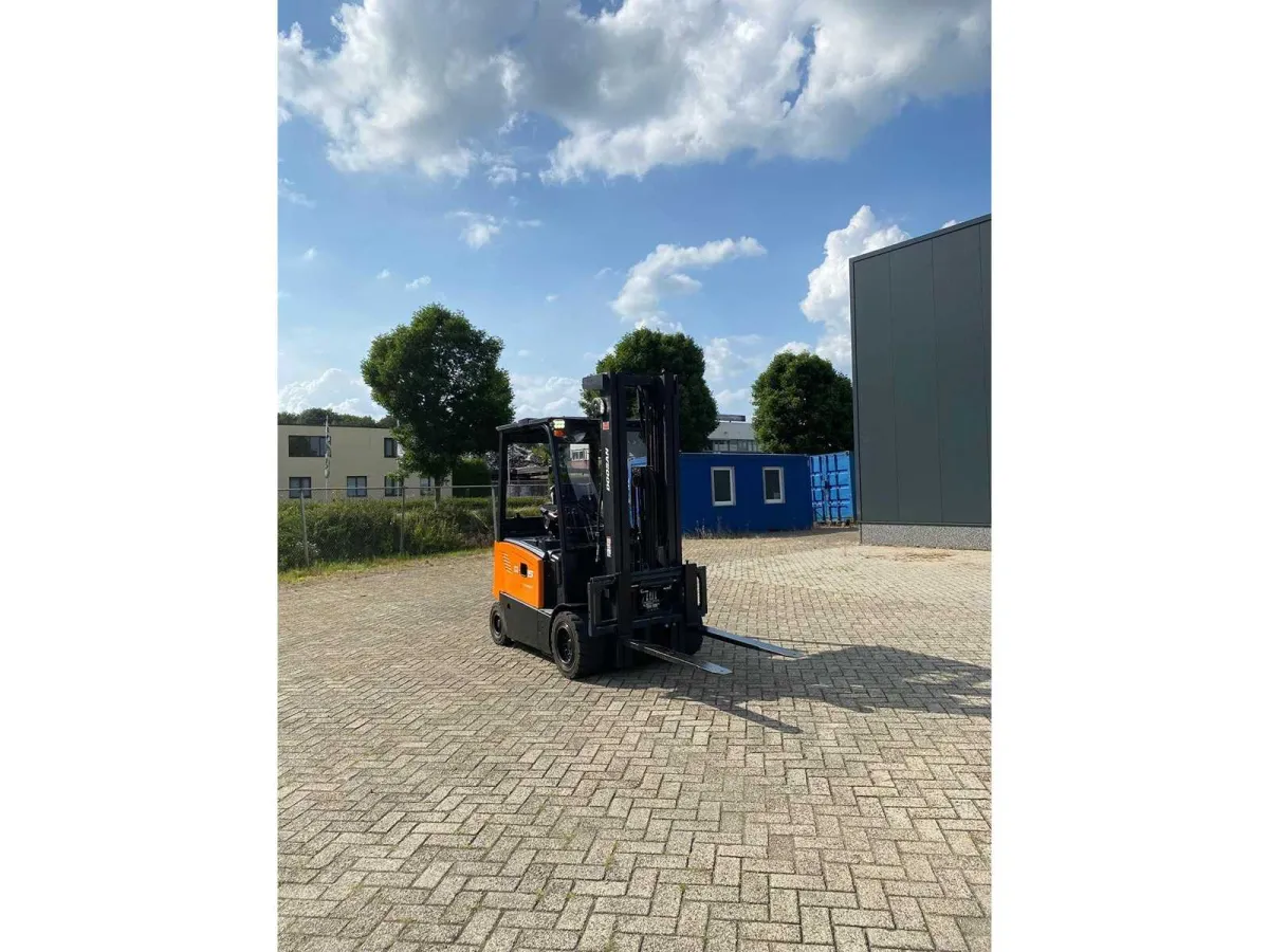 2019 Doosan B25X-7 Gabelstapler