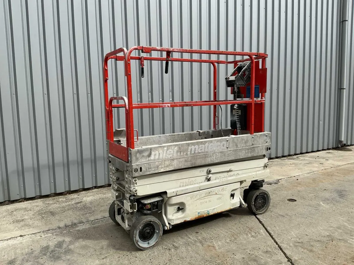 2014 JLG 1930 E Luftplattform