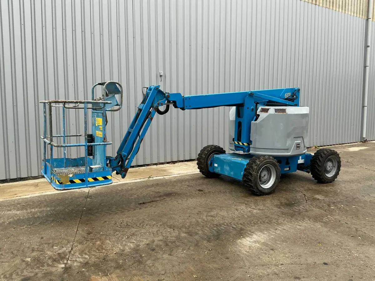 2011 Genie Z-34/22 IC 4x4 Gelenkausleger Hebelift – 12,6 m Arbeitshöhe