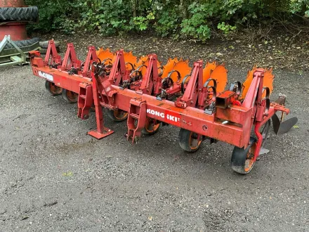 Kongskilde 6-reihige Hackmaschine – RESALE