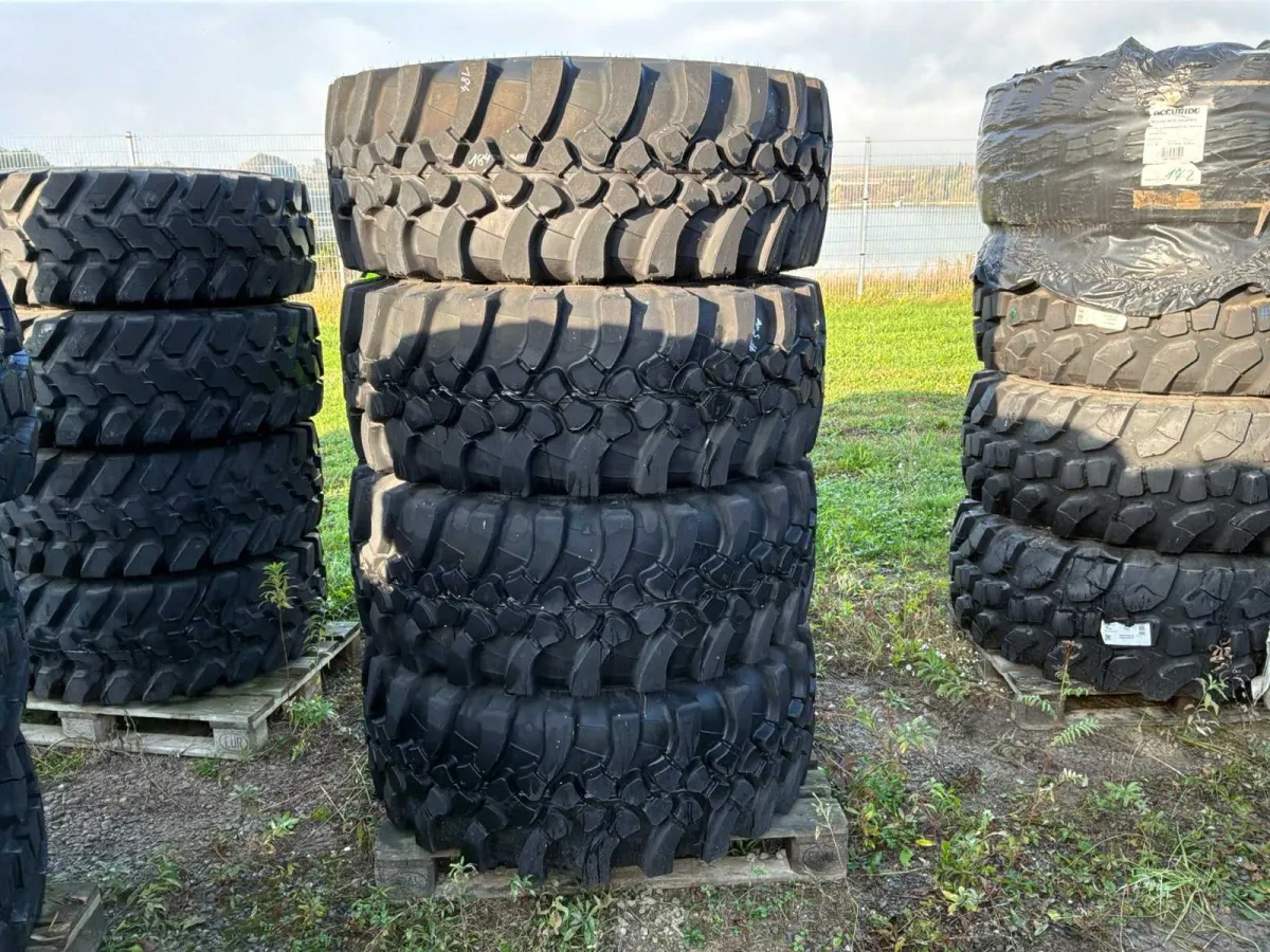 Trelleborg TH 500 Agro industrial Reifen und Felgen (4x)