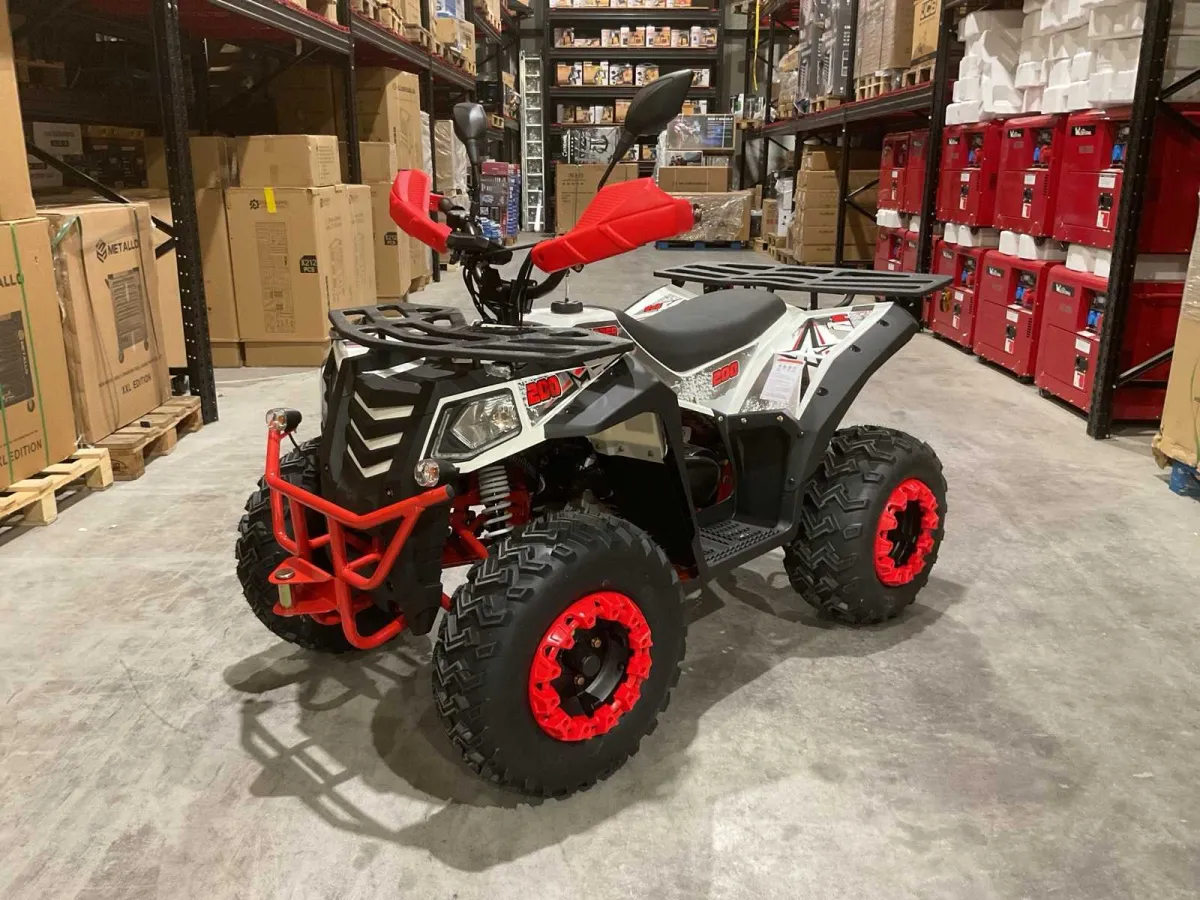 ATM T3B Commander 200cc weißer Quad mit weißem Kennzeichen