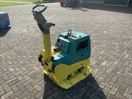 2001 Ammann AVH 6020 Vibrationsplattenverdichter – RESALE