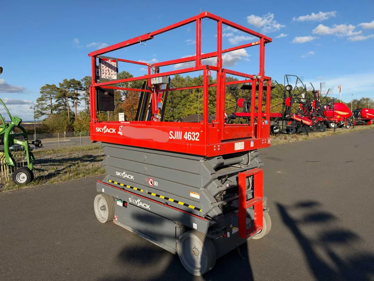 2016 SkyJack SJIII 4632 Hubarbeitsbühne