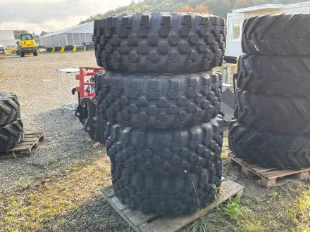Michelin Bibload Hard Surface Reifen und Felgen (4x) – RESALE