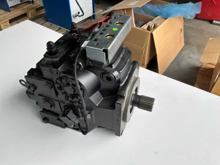DANFOSS - Verstellpumpe Fahrantrieb H1P100 (2x) – RESALE