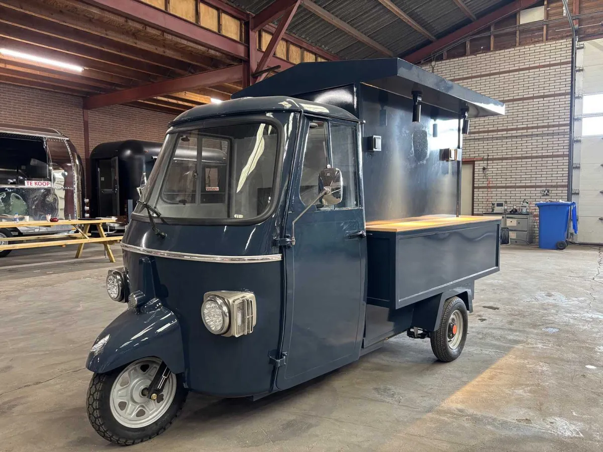 2026 - Vespa (wygląd) - Promocja - Foodtruck