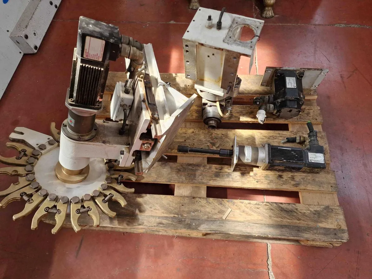 1998 SAOM P 22 Gruppen für CNC-Bearbeitungszentrum