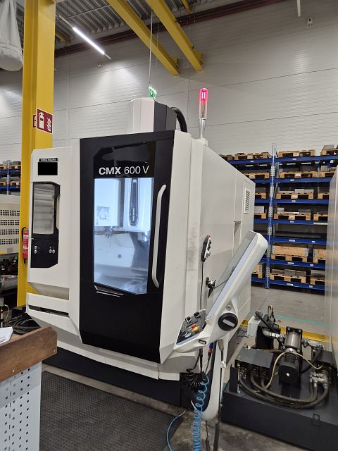 DMG CMX 600 V Bearbeitungszentrum - Vertikal