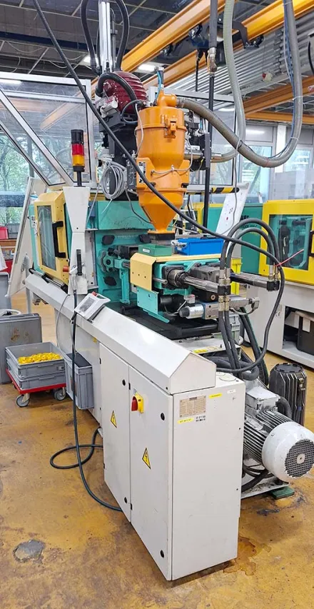 Arburg ALLROUNDER 220S 250-60 Spritzgießmaschine – RESALE