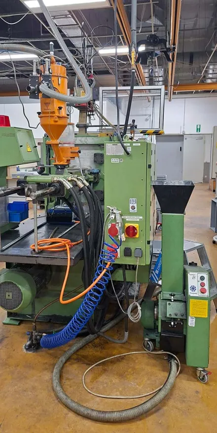 Arburg ALLROUNDER 370C 800-225 Spritzgießmaschine – RESALE