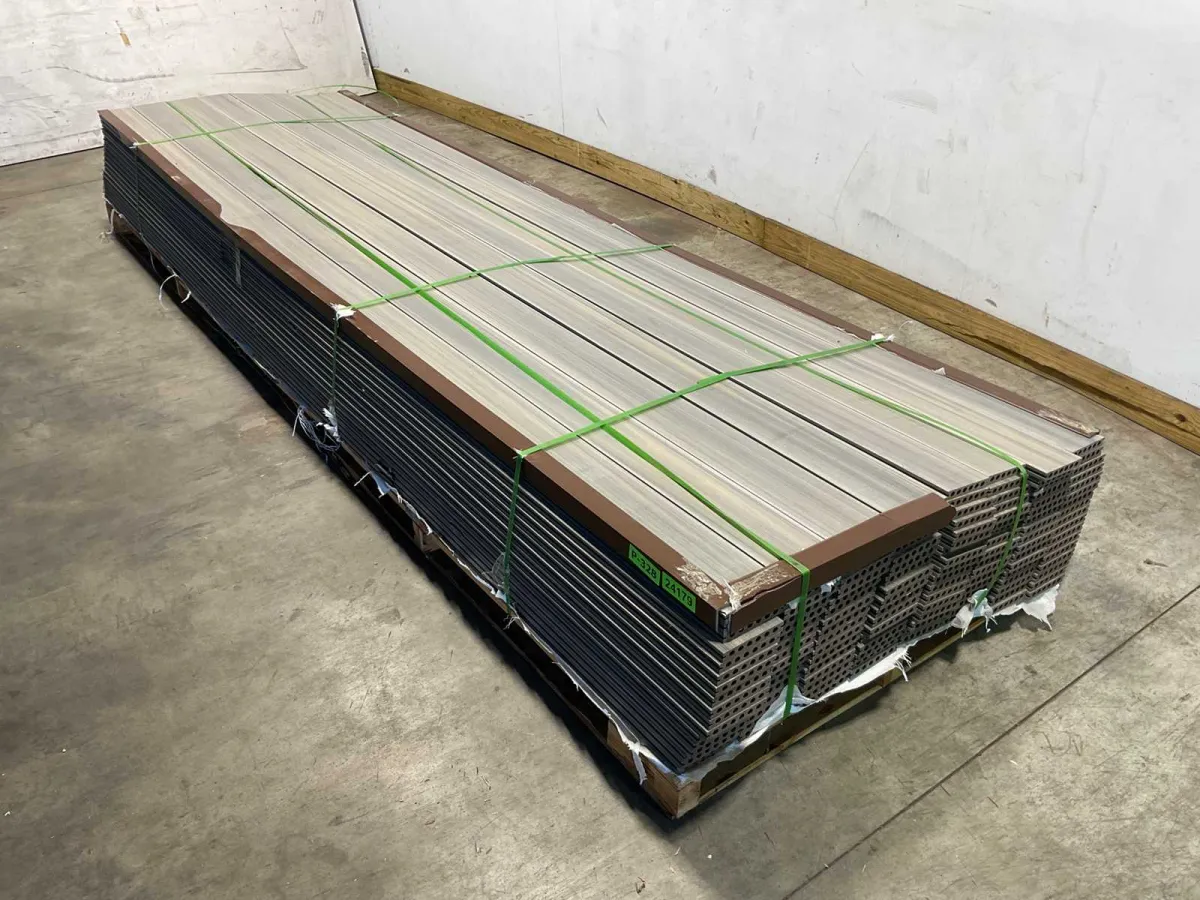 Bamdura Composite-Decking Board – Grau – 400x14,3x2,2 cm (116x)