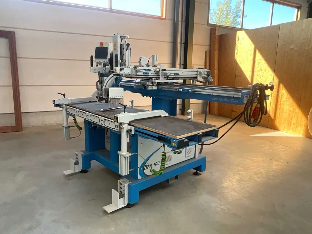 2015 Pouwels – DEF 100 Blue Touch – Fräsmaschine