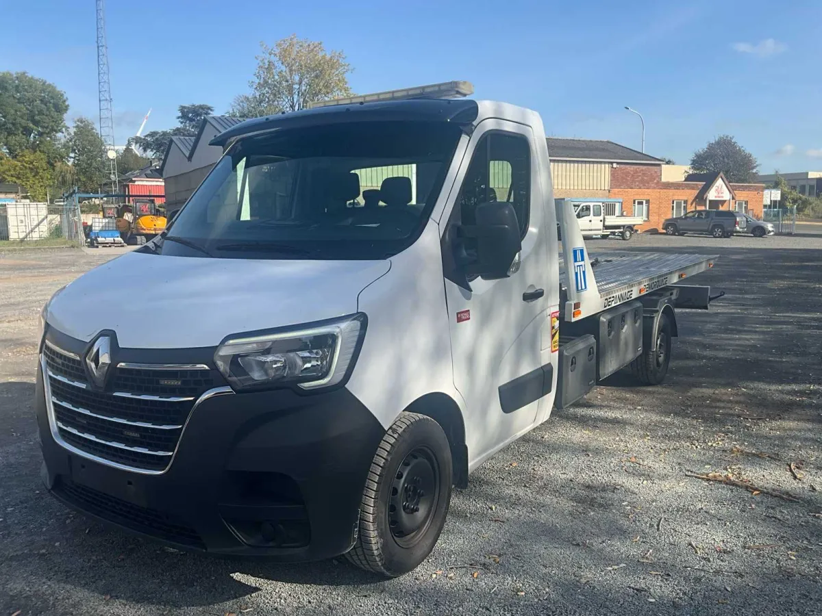 2019 Renault Master Renault Master 2,3 dCi 120 kW Euro 6 – Abschleppwagen – Schiebe-/Kippplattform +