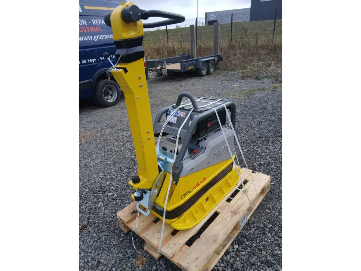 WACKER NEUSON - 2025 - DPU4545HEH - Vibrationsplatte - 433 kg - Neu - 0 h