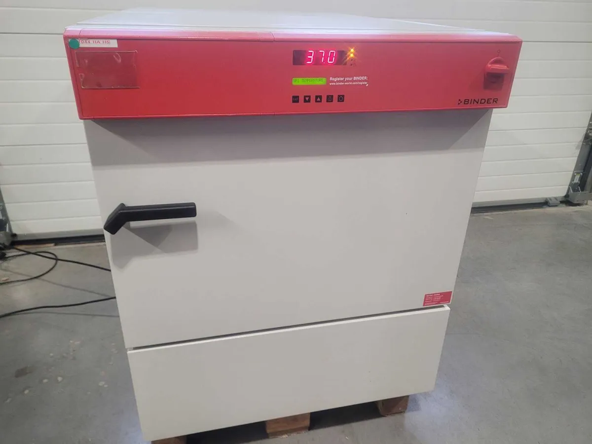 BINDER - KB-115 - Inkubator/Kühlofen mit Zwangskonvektion 100°C