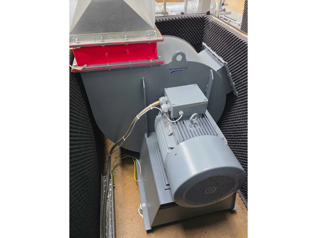 Pollrich Ventilator mit Frequenzumrichter - VR71S15C1UM0560RG360MMU0 - 2004 - Installation der Luftb