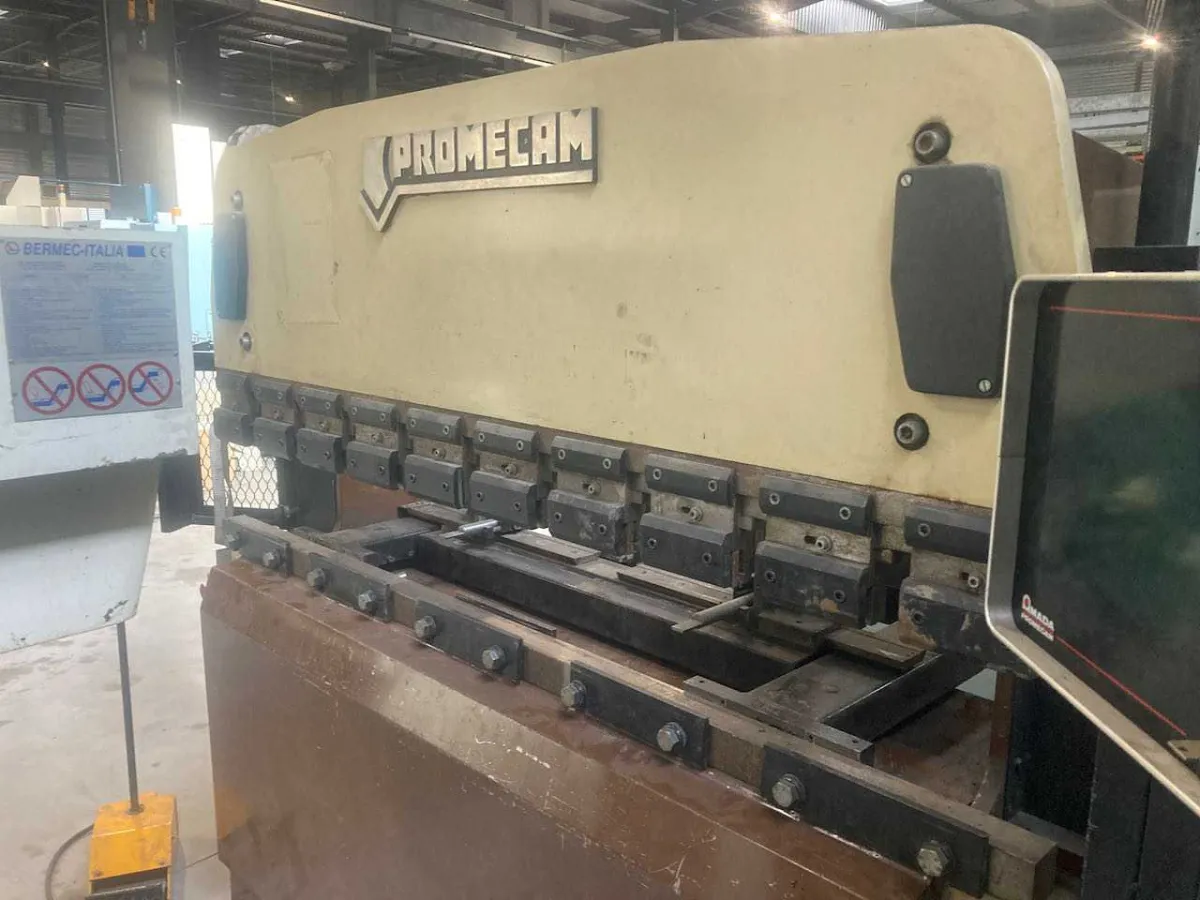 1986 Promecam 35T – Pressbremse 35 t x 2000 mm