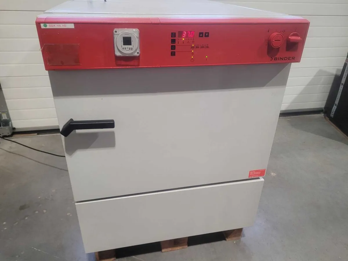 BINDER - KB-115 - Inkubator/Kühlofen mit Zwangskonvektion 100°C