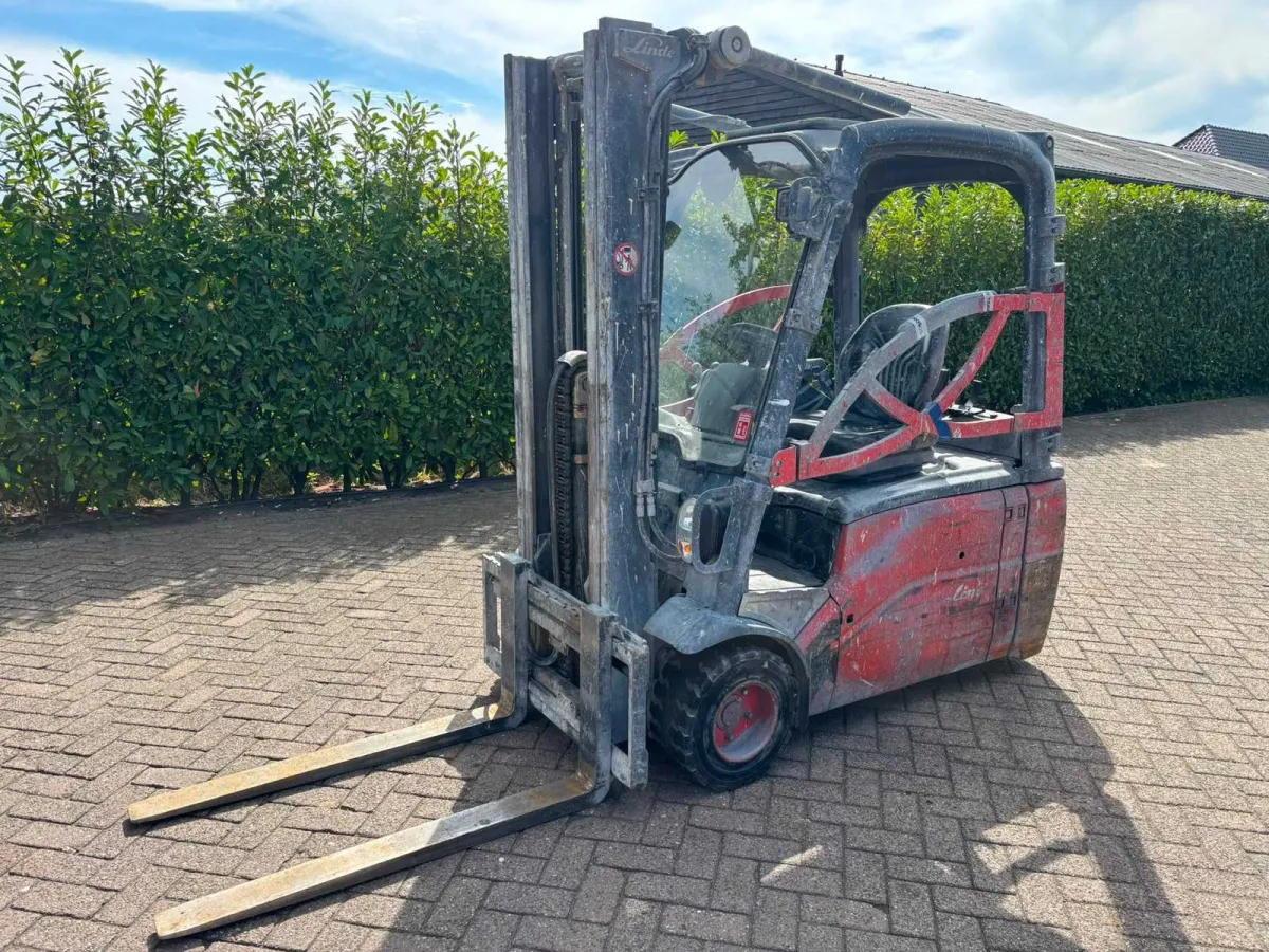 2011 Linde E20L Gabelstapler