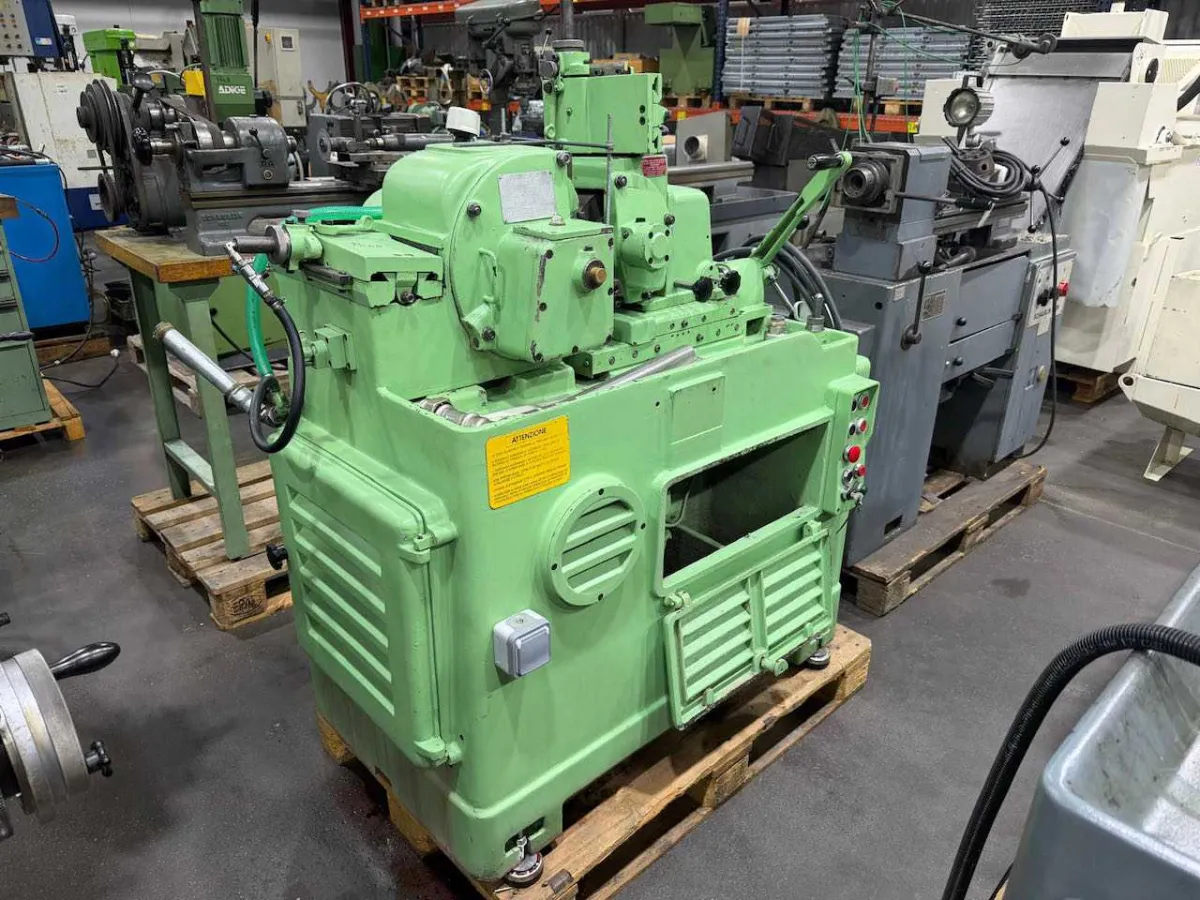 Rossi 300 – Mittellose Schleifmaschine