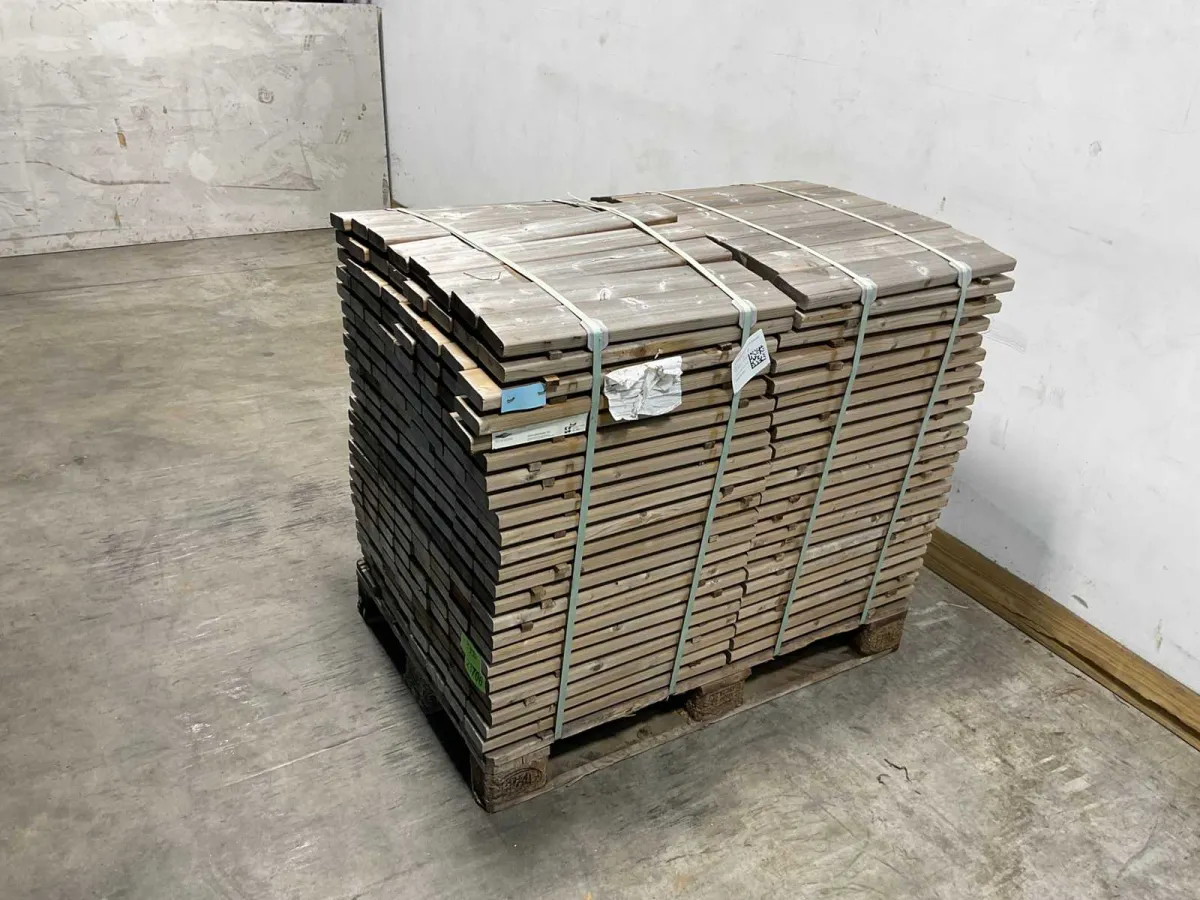 Weichholzbalken, gehobelt 30x100x600 mm – KDI brauner S4S R3 (368x)