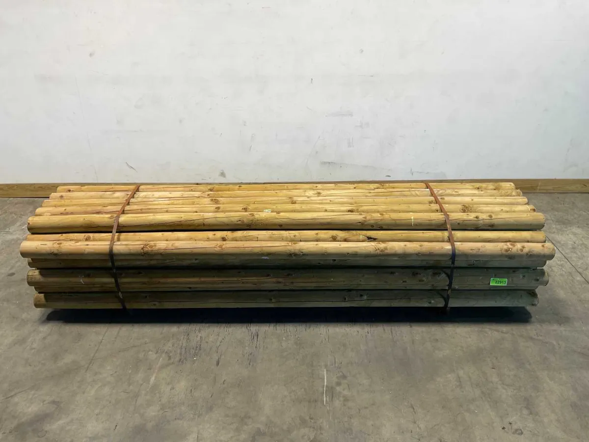 Rundpol mit einer Seite gefräst, gekrönt ø10x300 cm (50x)