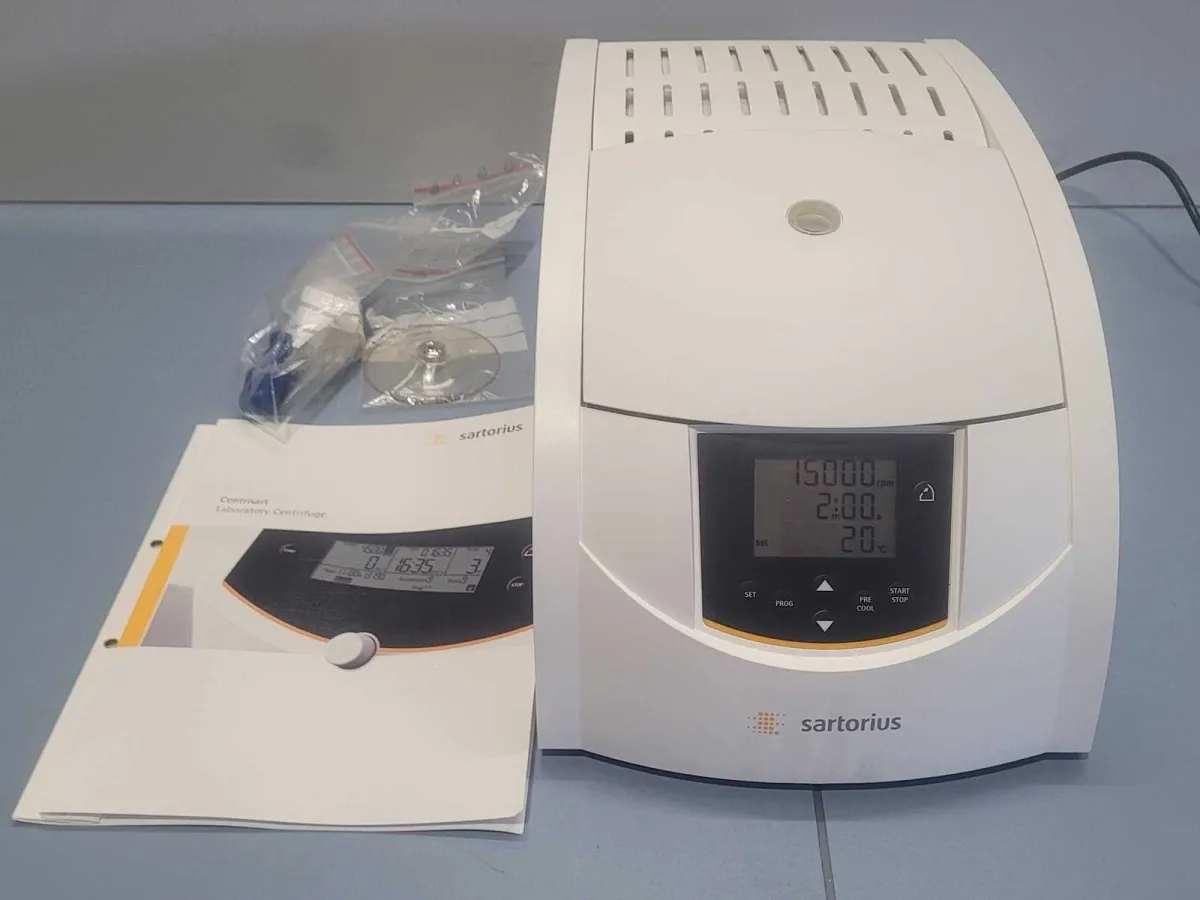 SARTORIUS - CENTRISART A-14C - Kühllabor Mikrozentrifuge 1,5 / 2 ml Röhrchen