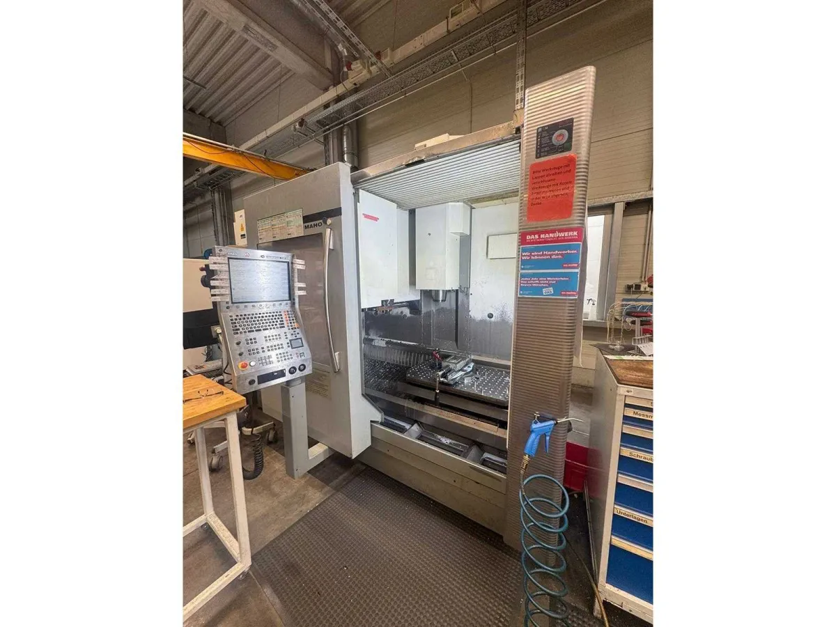 2008 - DMG DECEK MAHO - DMC 835 V - CNC milling machine