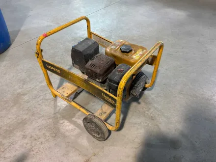 WORMS - 2008 - Expert 3010 - Generator – RESALE