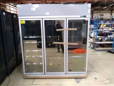 Selbstbediente 3-türige Negativ-Kühlvitrine auf Rädern – Seda – RESALE