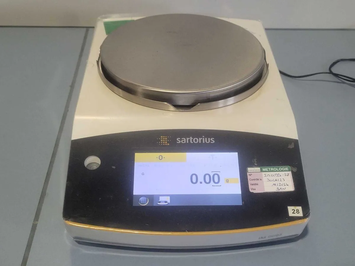 SARTORIUS - QUINTIX 1102 1CFR - Präzisionsmaß 1100g / 0,01g