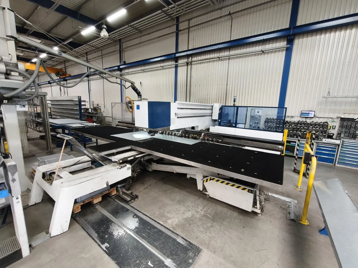 TRUMPF TruPunch 5000 - 1600 (S12) STANZMASCHINEN
