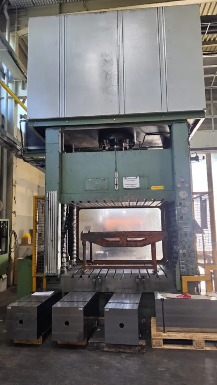 Oevermann VP 3000 kN 4-Säulenpresse - Hydraulisch – RESALE