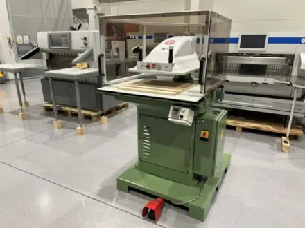 Schön Schon 8 LES hydraulic swing-arm clicker press Stanzen – RESALE