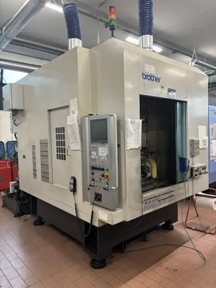 Brother TC-32BN QT Vertikal-Bearbeitungszentrum – RESALE