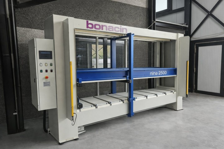 BONACIN NINA 2500 Korpuspresse