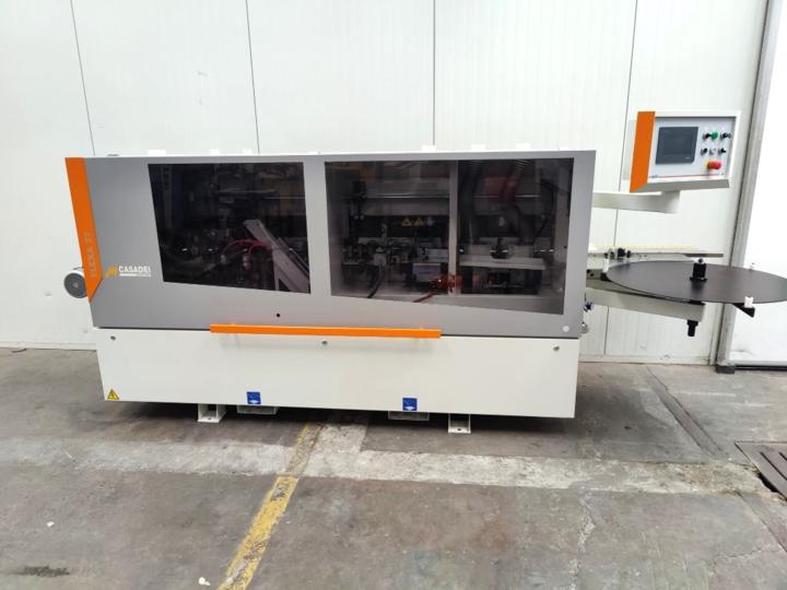 CASADEI FLEXA 27 Format- und Kantenanleimmaschine einseitig