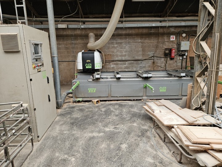 BIESSE ROVER 325 Bearbeitungszenter CNC