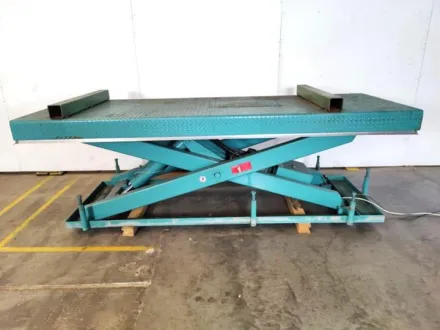 Bolzoni A130AAAY25 Hebebühne – RESALE