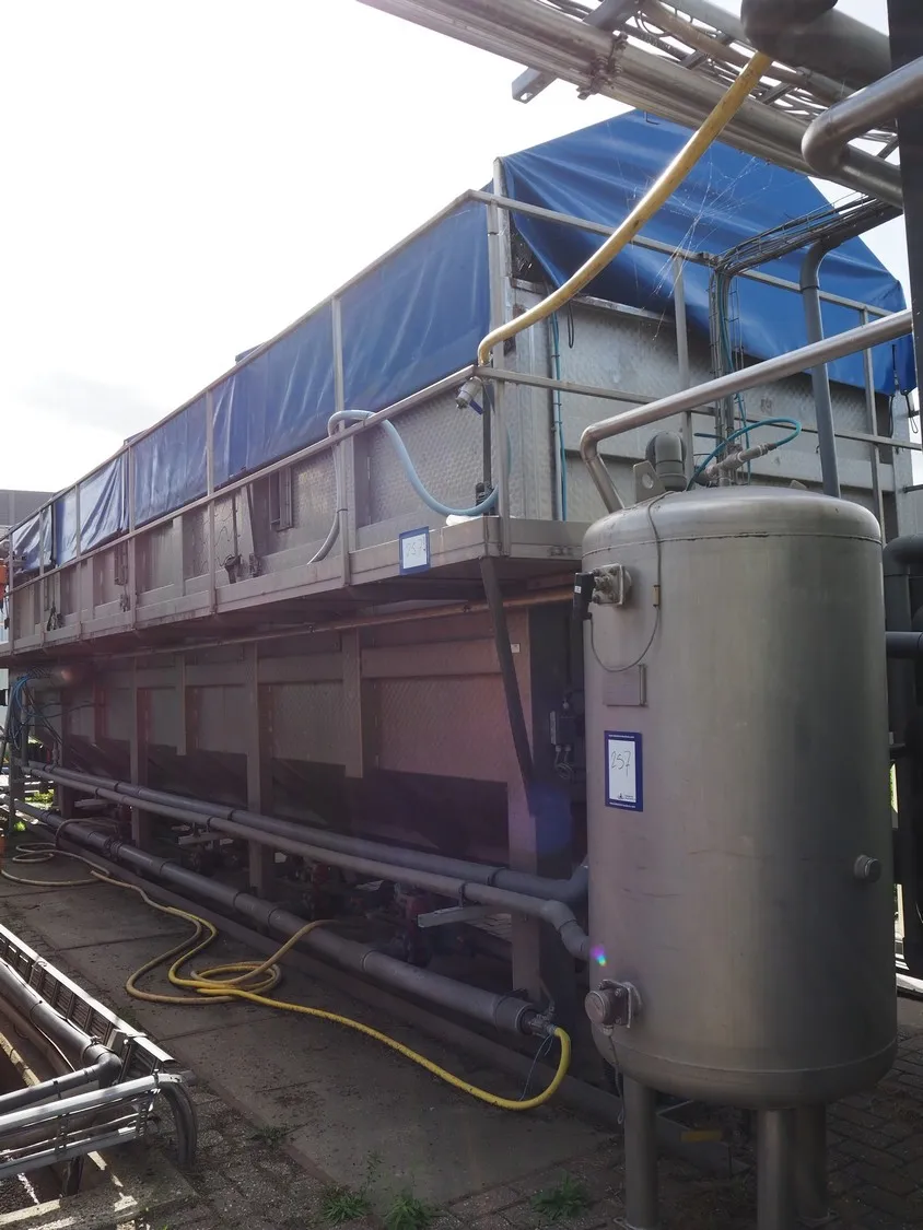 NN waste water filtering installation Waste water filtering installation, consisting of: