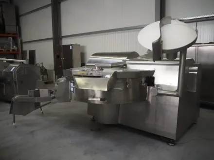 Seydelmann cutter with lifter for 200 liter meat b – RESALE