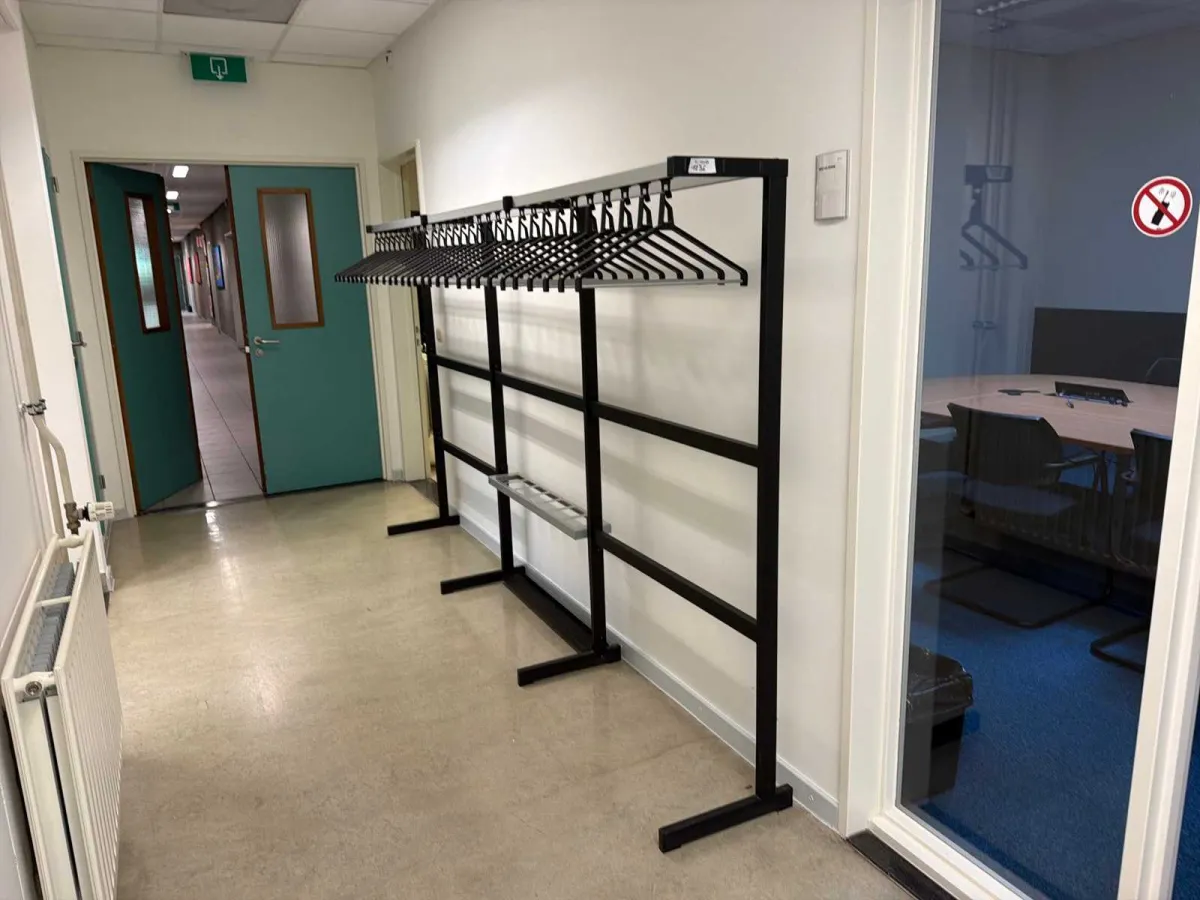 Kleiderschrank