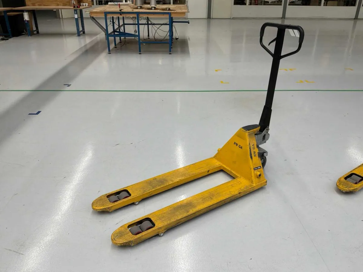 Intramat Handhydraulischer Palettenwagen