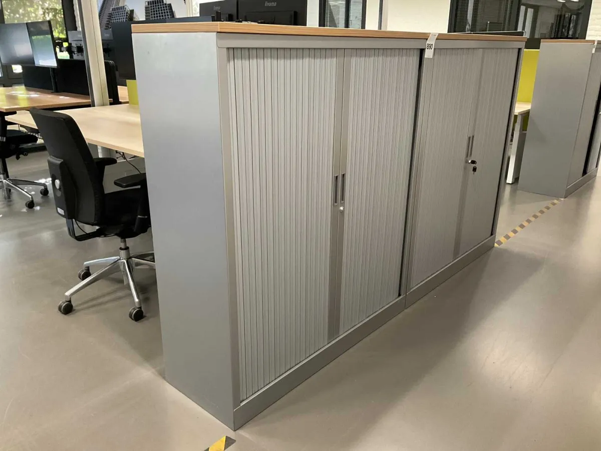 Aktenschrank (2x)
