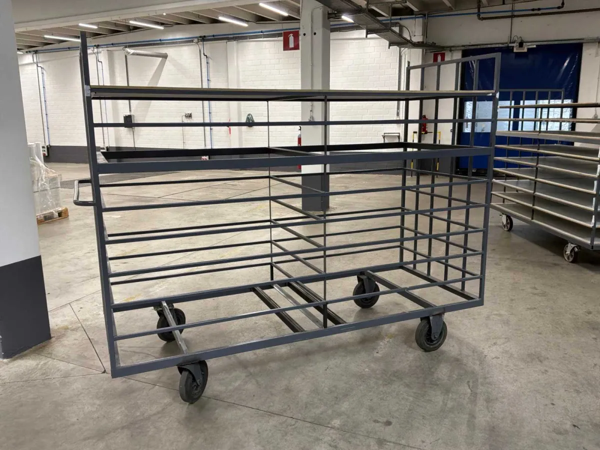 Metalltransportwagen (4x)